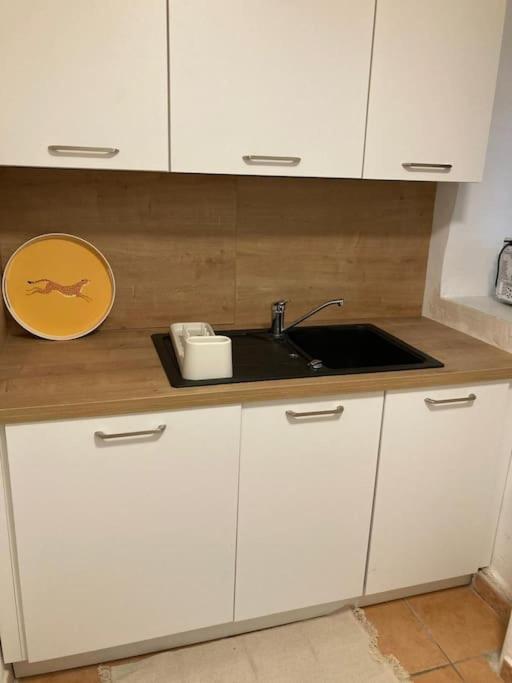 Nid Douillet A Appartement Hyères